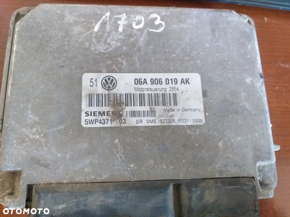 STEROWNIK SILNIKA Volkswagen Bora I 06A906019AK 1.6 B - 1