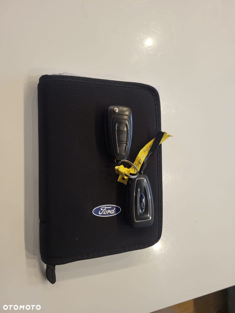 Ford C-MAX 1.6 Titanium - 25