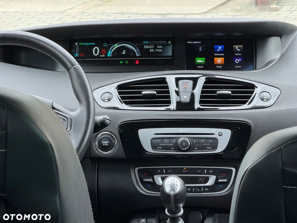 Renault Grand Scenic - 10