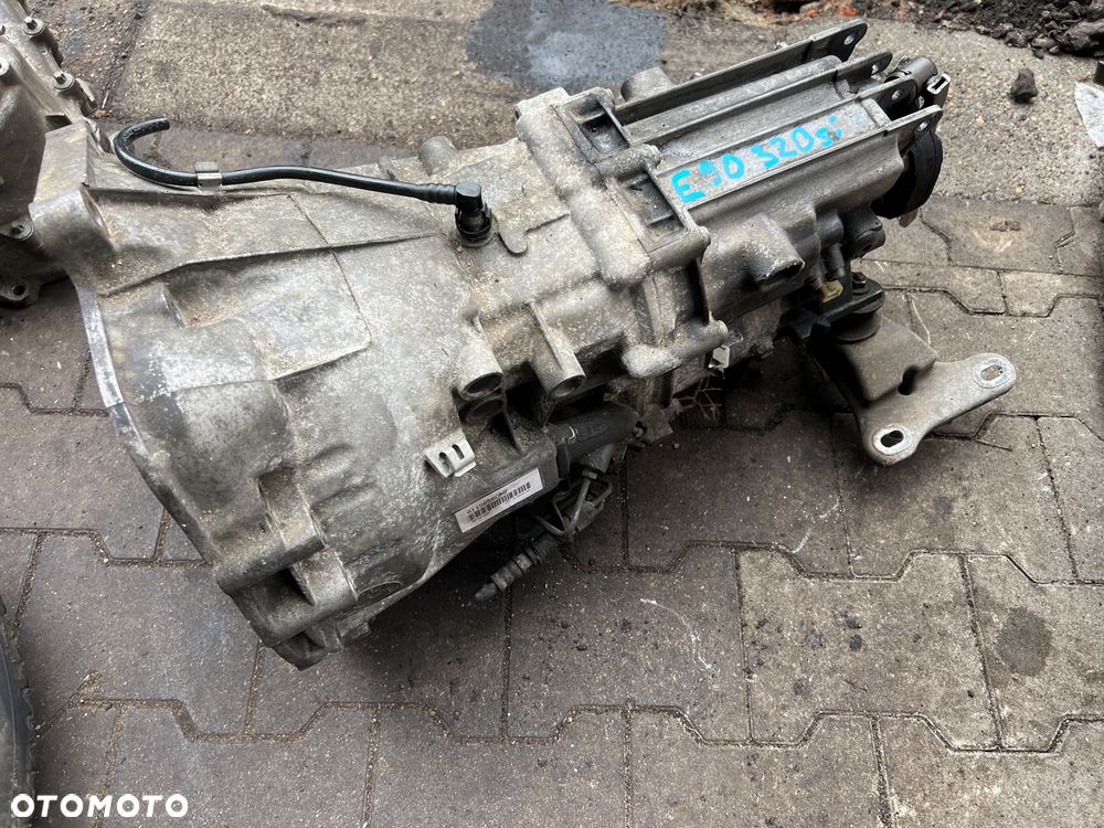 Skrzynia biegów getrag e90 320si N45b20a manualna - 1