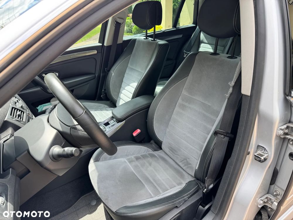 Renault Laguna dCi 150 FAP Dynamique - 16