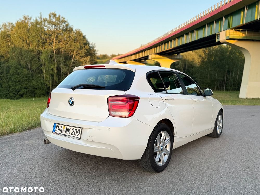 BMW Seria 1 118d DPF Edition Sport - 15