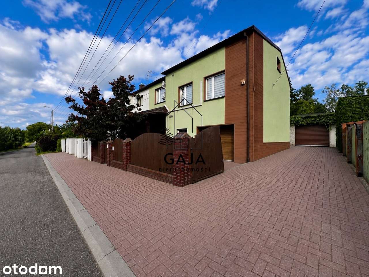 Dwa niezależne domy z widokiem na jezioro Lisinie