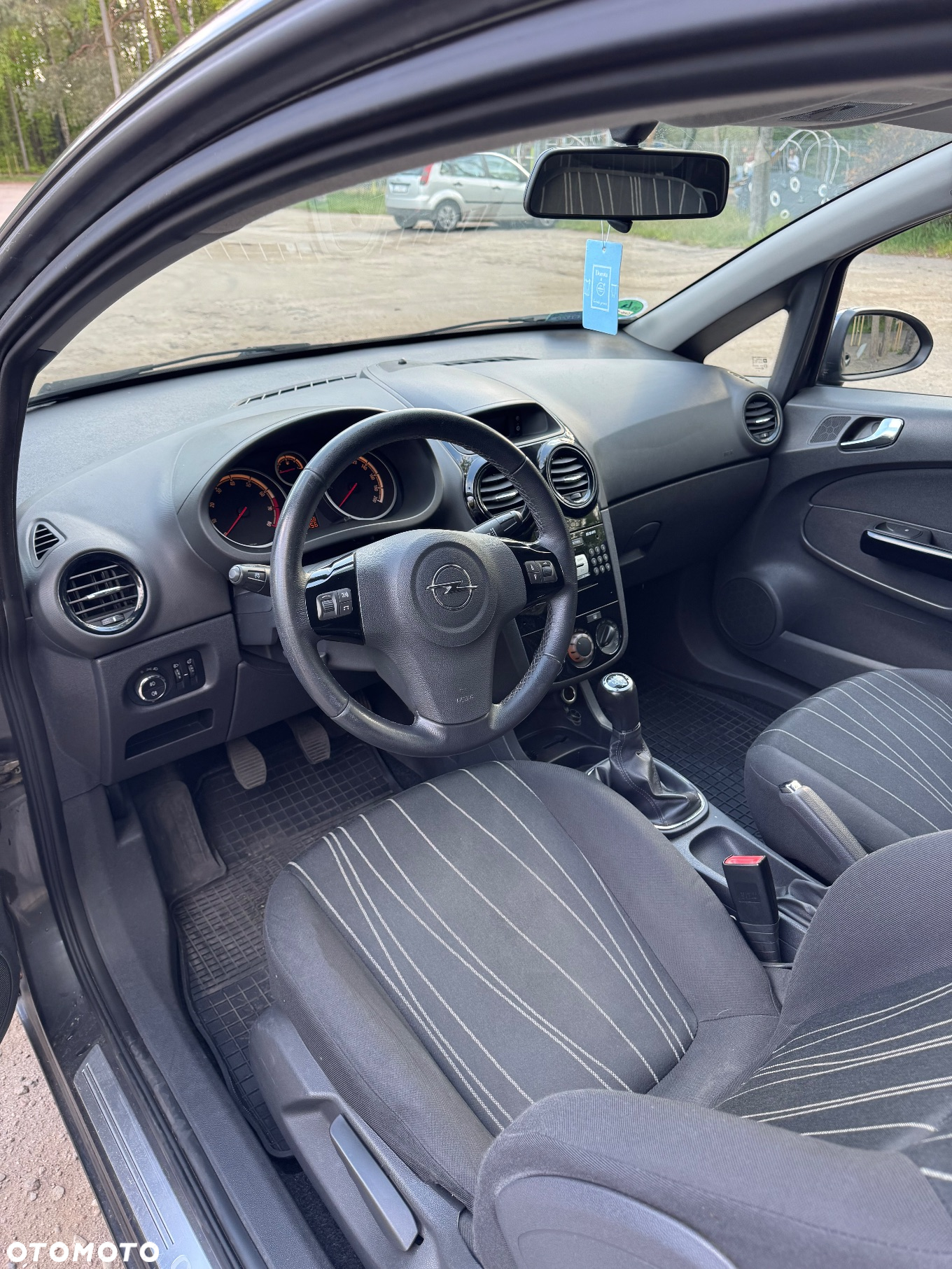 Opel Corsa 1.2 16V 111 - 5