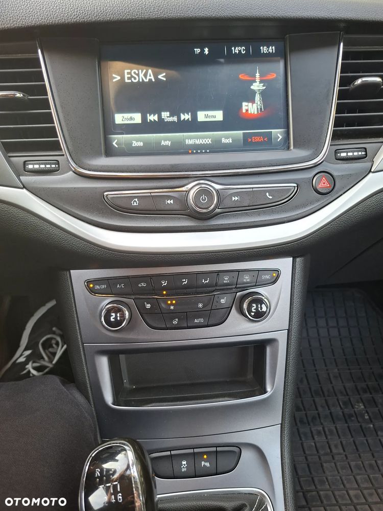 Opel Astra - 10