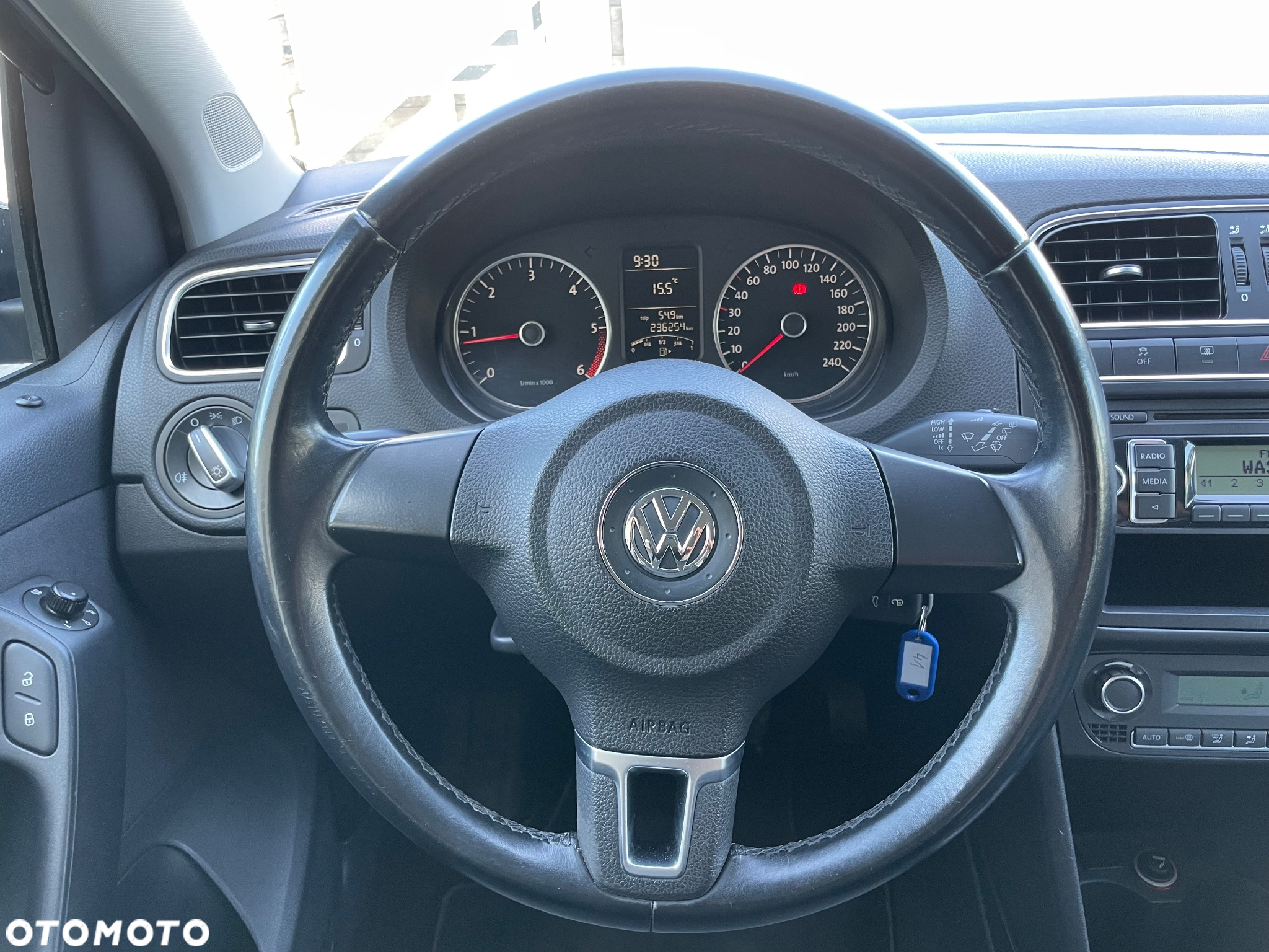 Volkswagen Polo 1.6 TDI Comfortline - 23