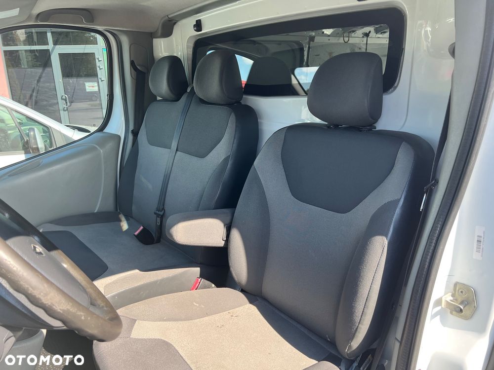 Renault Trafic - 26
