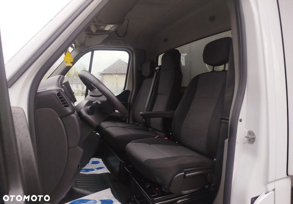 Renault Master - 10