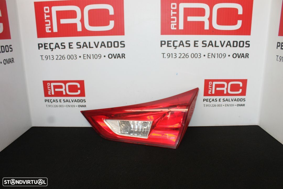 Farolim Toyota Auris de 2013 - 1