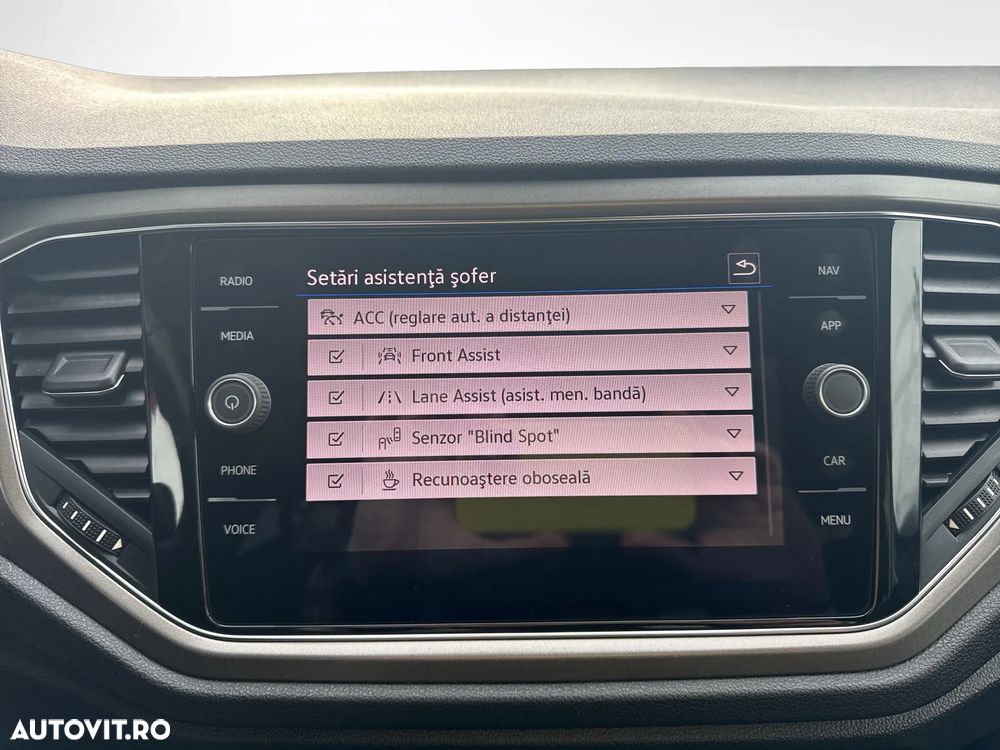 Volkswagen T-Roc 2.0 TDI DSG Design - 24