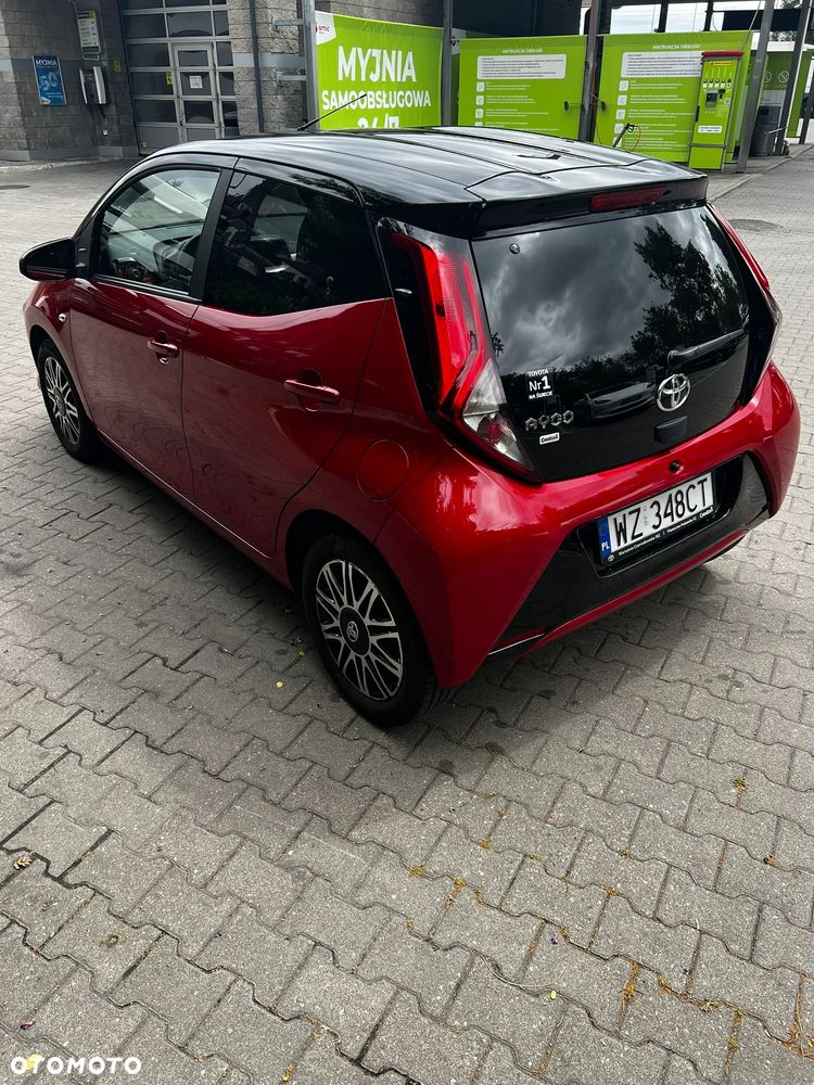 Toyota Aygo x.shift x-play connect - 7