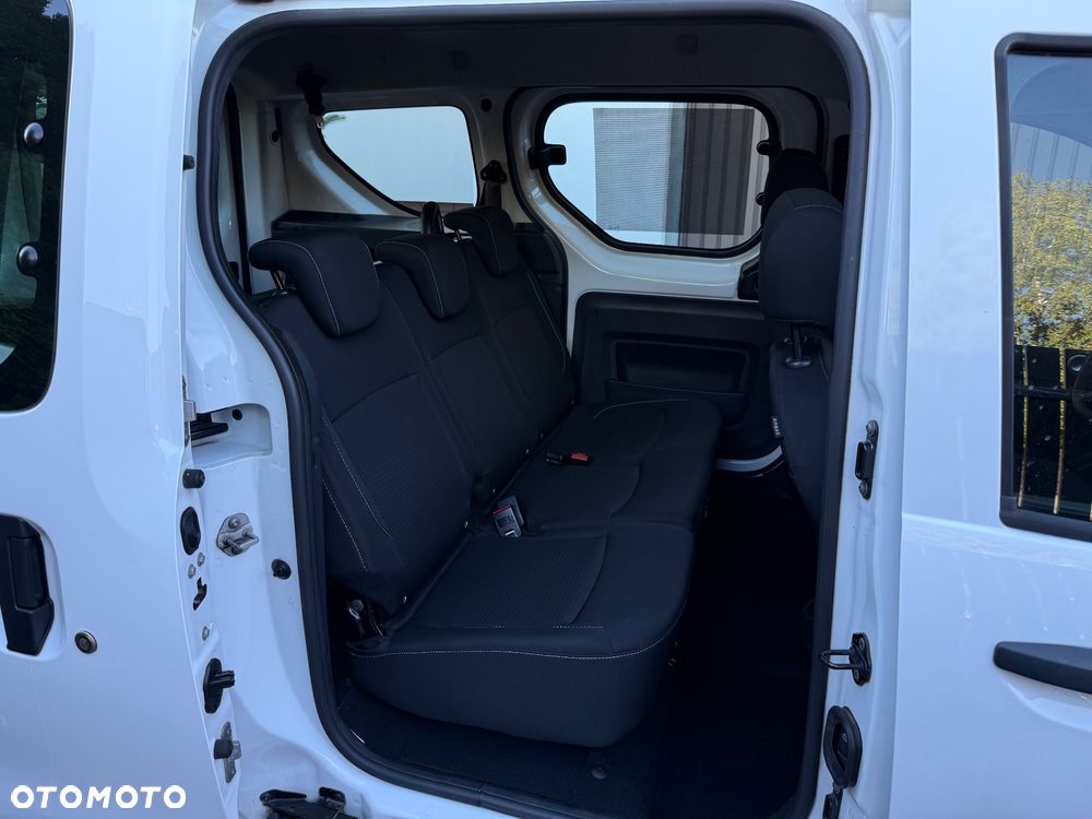 Dacia Dokker 1.5 Blue dCi Laureate - 11