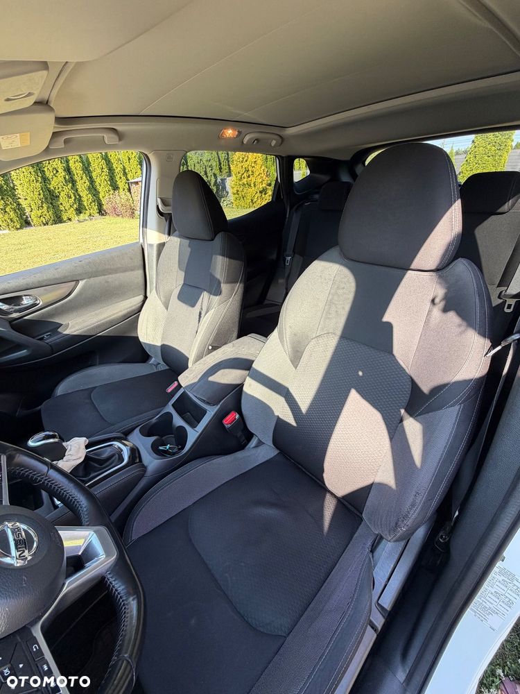 Nissan Qashqai 1.2 DIG-T N-Tec Xtronic EU6 - 7