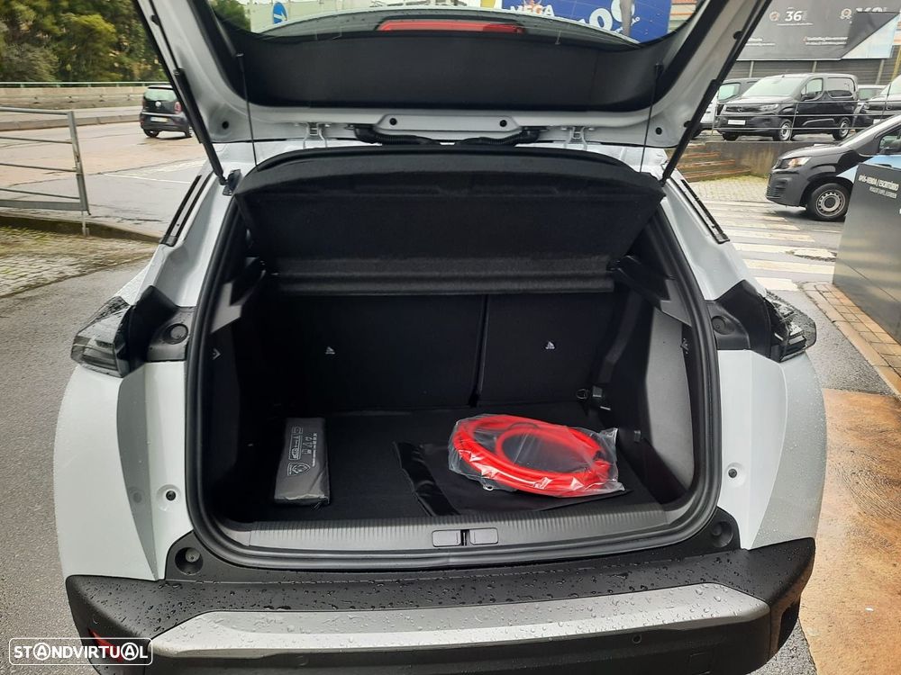 Peugeot e-2008 54 kWh Allure - 10