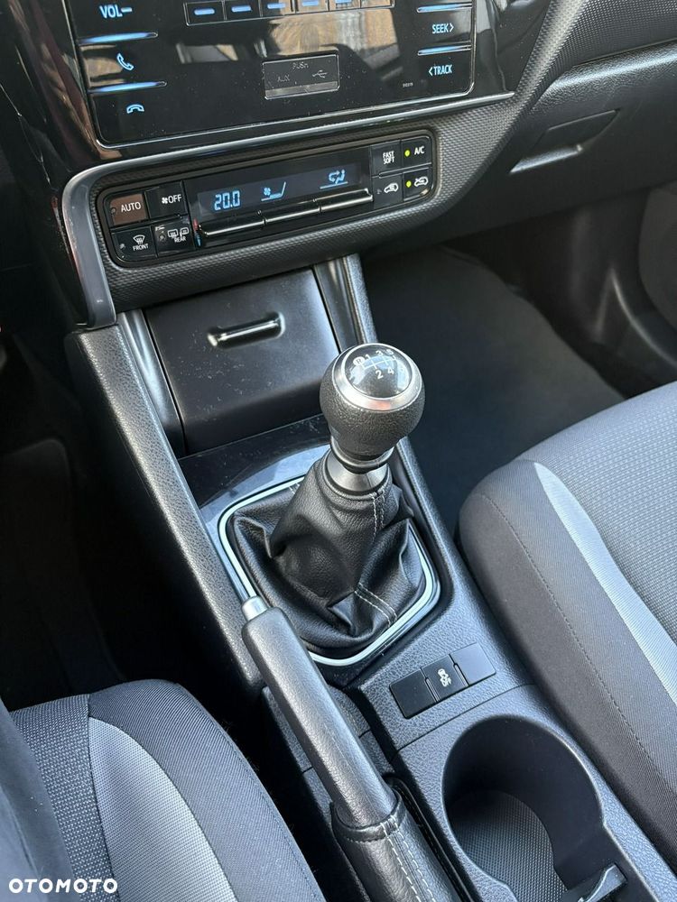 Toyota Auris - 21