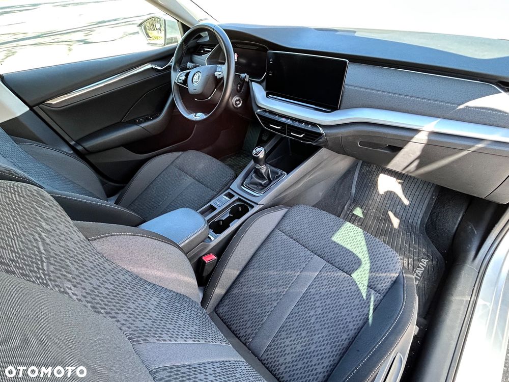 Skoda Octavia 1.5 TSI ACT Style - 15