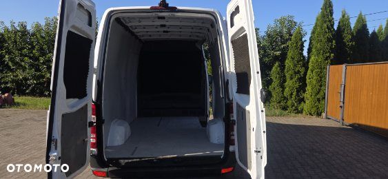 Mercedes-Benz Sprinter - 3