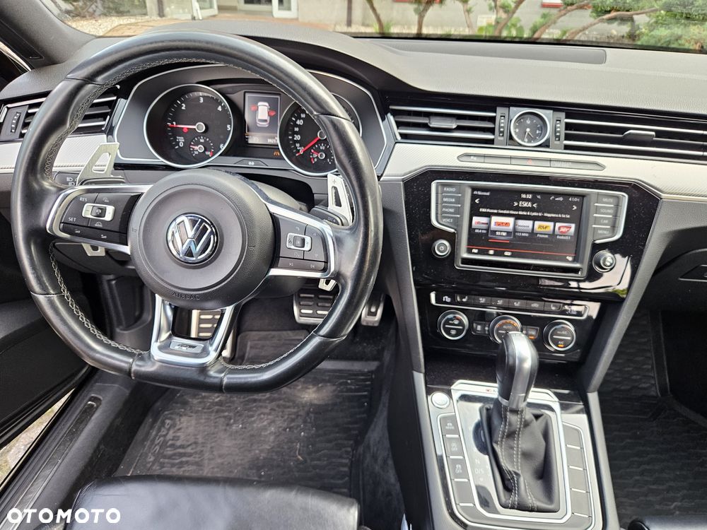 Volkswagen Passat - 22
