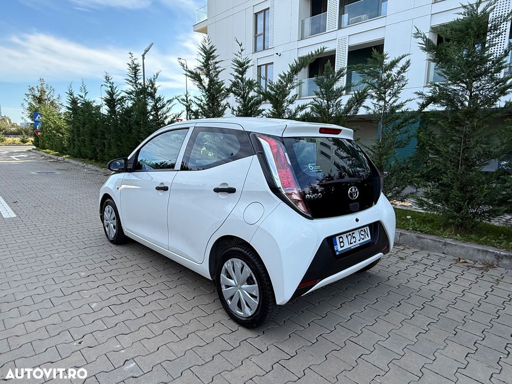 Toyota Aygo 1.0 VVY-I 5 usi X - 4