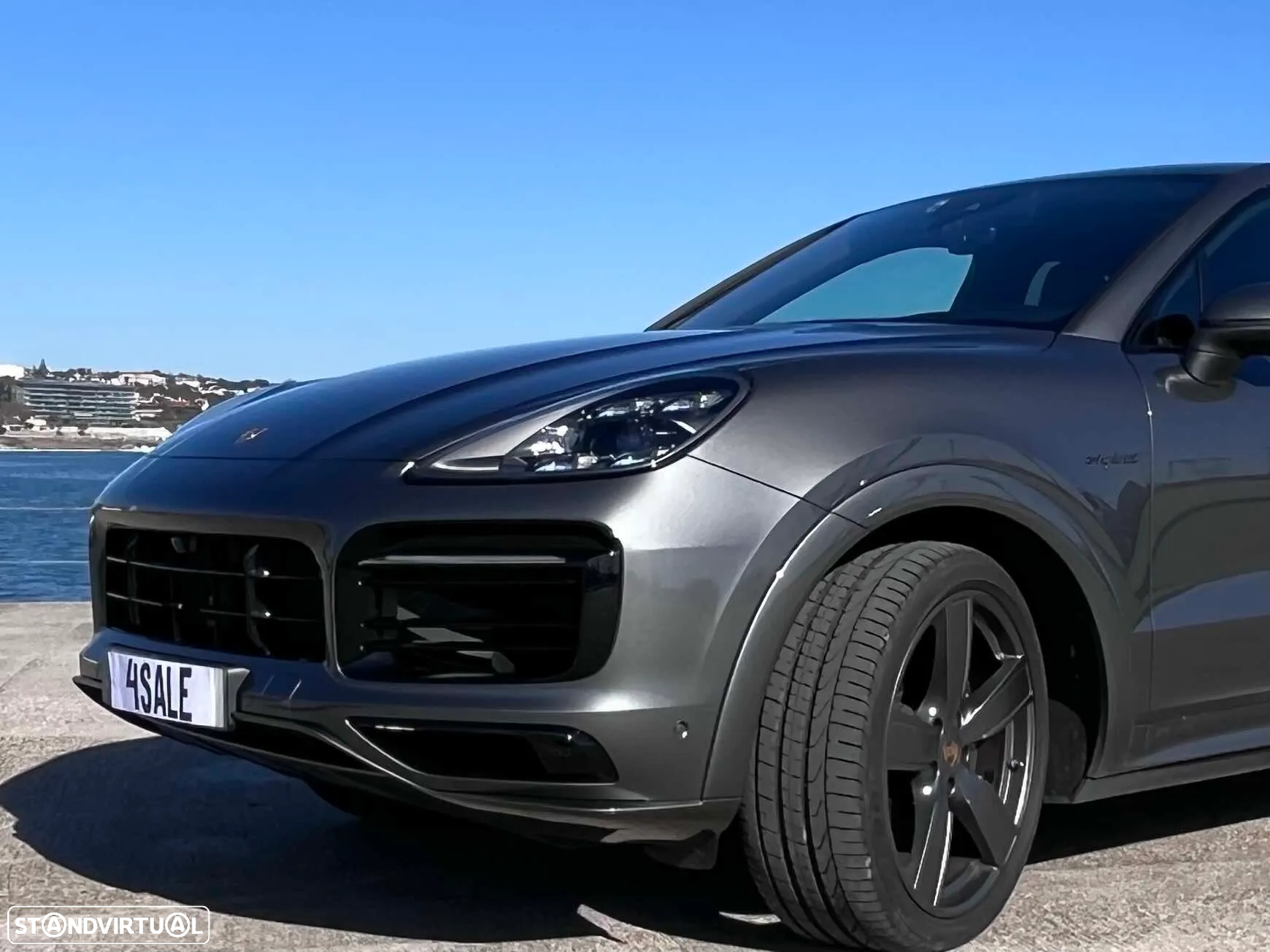 Porsche Cayenne Coupé E-Hybrid - 29