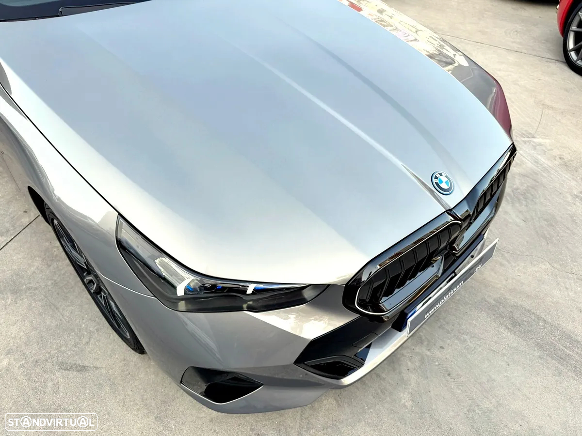 BMW 530 e Pack Desportivo M Pro - 40