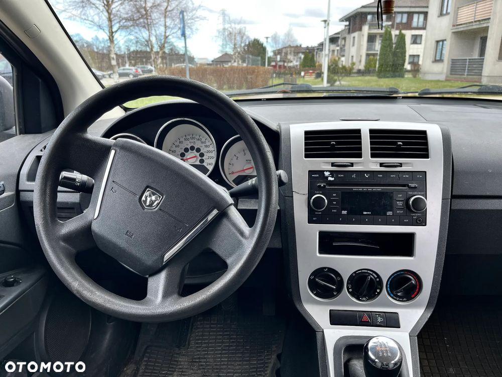 Dodge Caliber 1.8 SE - 10