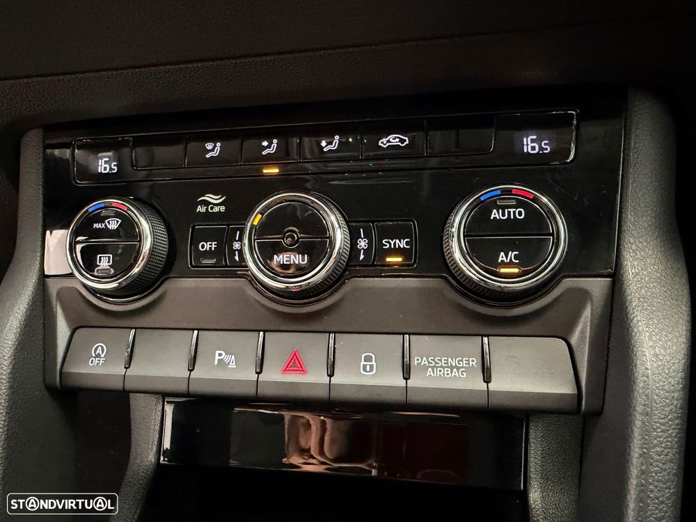 Skoda Karoq 1.0 TSI Selection - 15