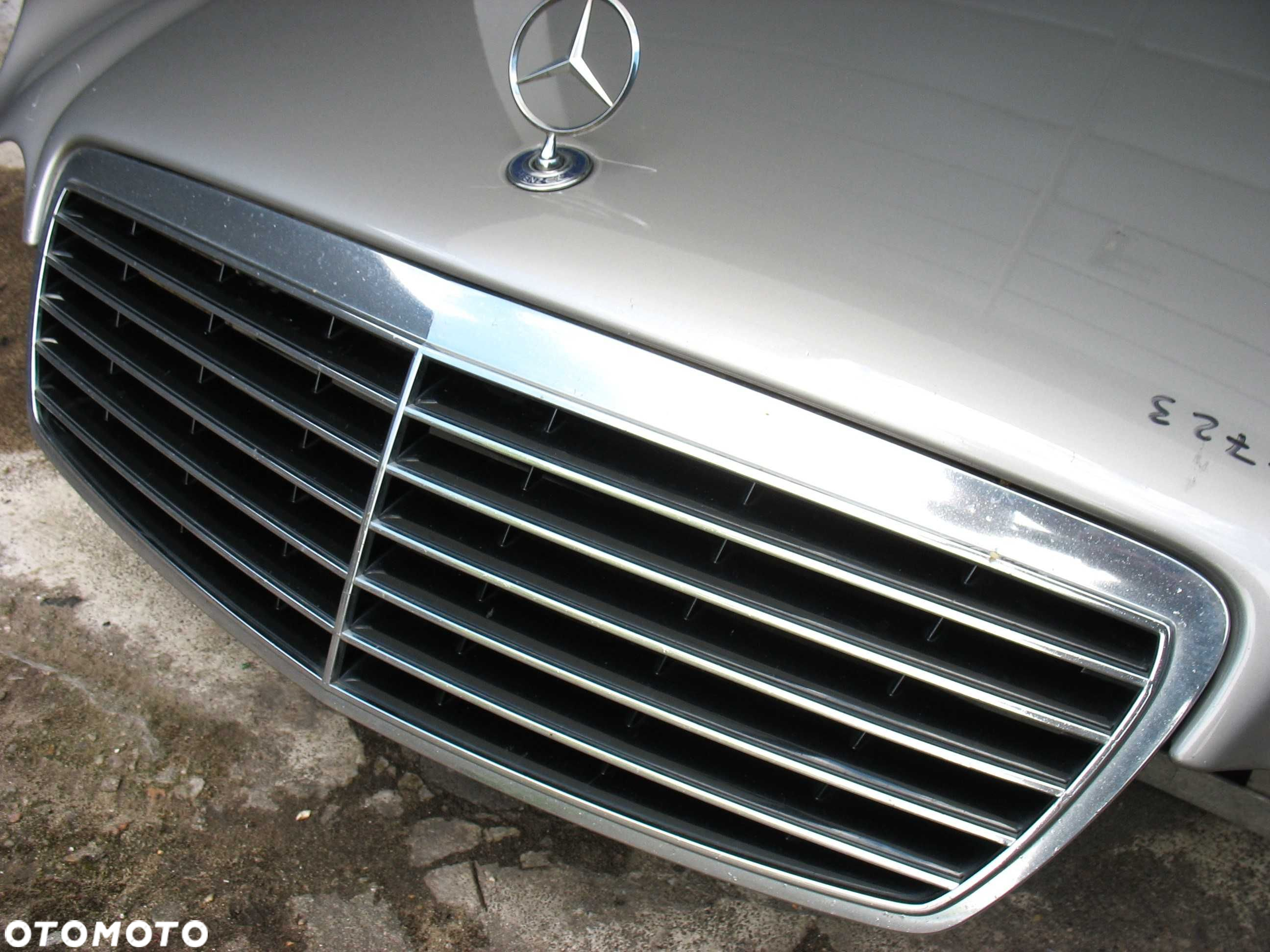 Mercedes E-Klasa W211 maska kolor 723 - 6