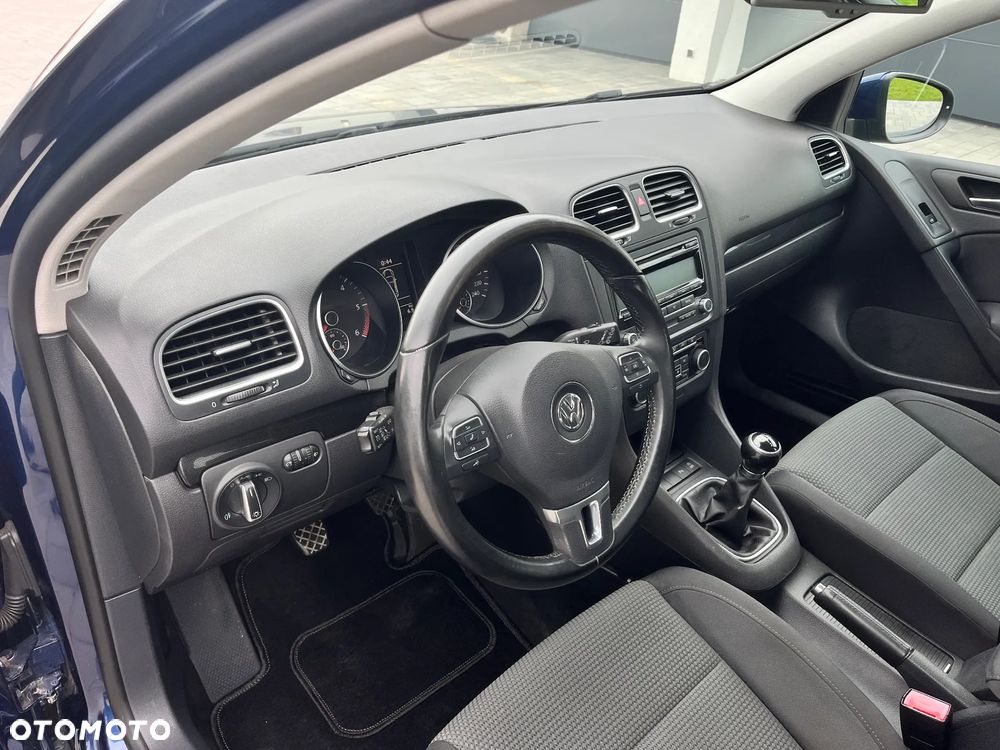 Volkswagen Golf 1.6 TDI DPF BlueMotion Technology Trendline - 11