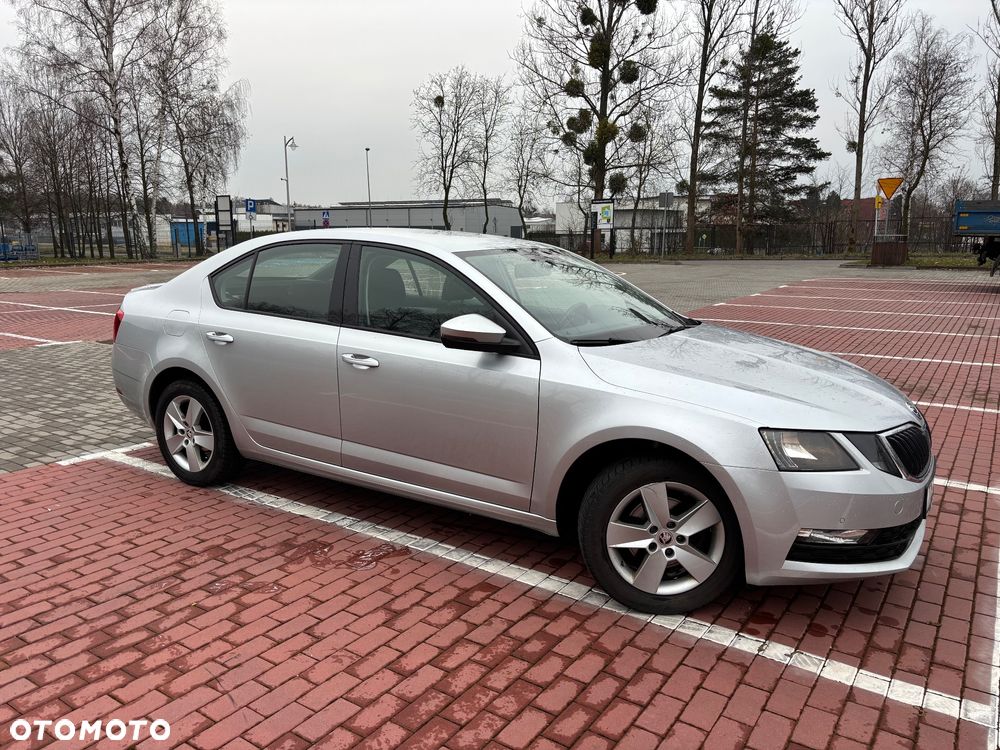 Skoda Octavia 1.5 TSI ACT Ambition - 8