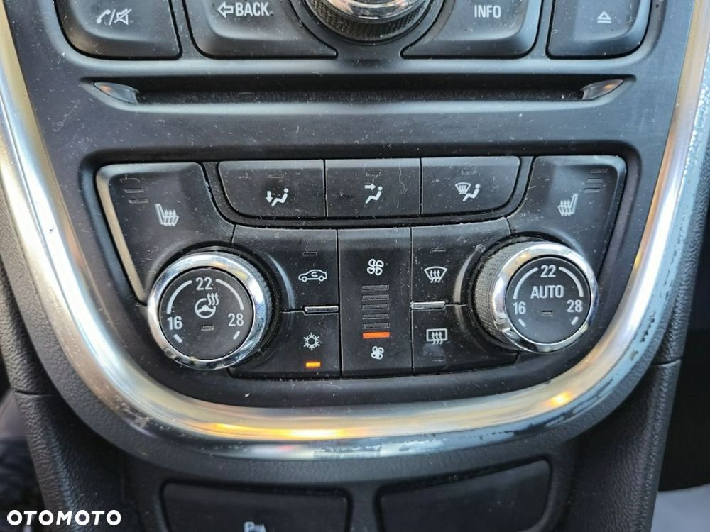 Opel Mokka 1.4 Turbo Automatik Color Edition - 33