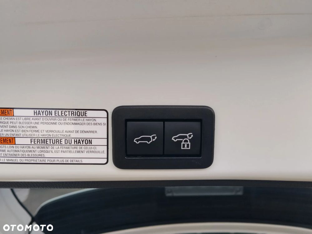 Toyota Yaris Cross - 17