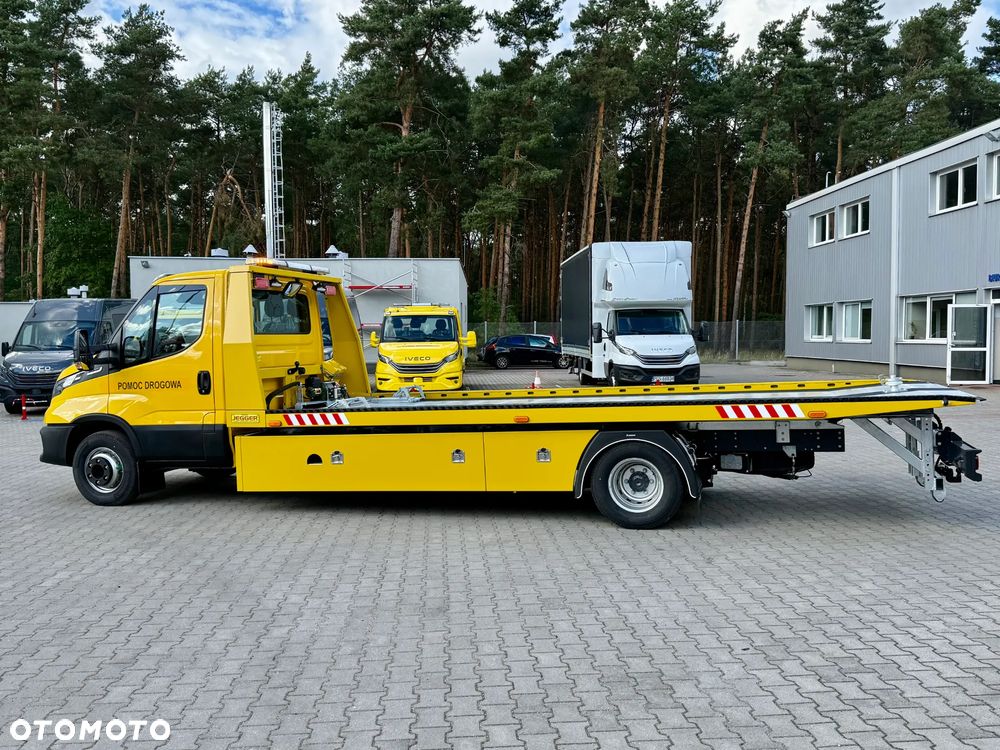 Iveco DAILY - 12