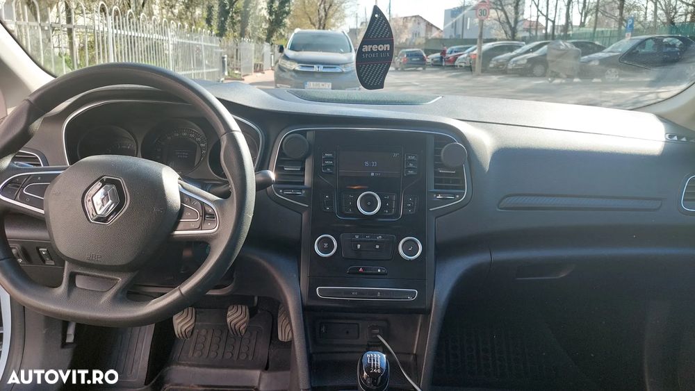 Renault Megane TCe GPF Business - 7