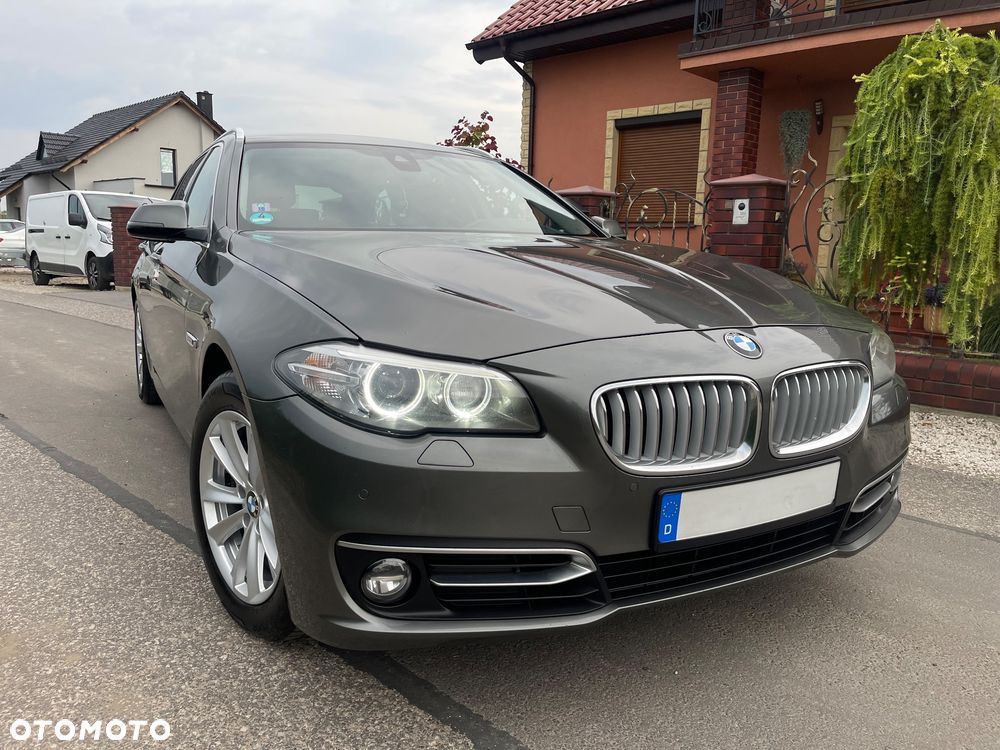 BMW Seria 5 525d Sport-Aut Modern Line - 13