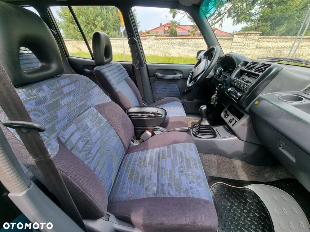 Toyota RAV4 - 13