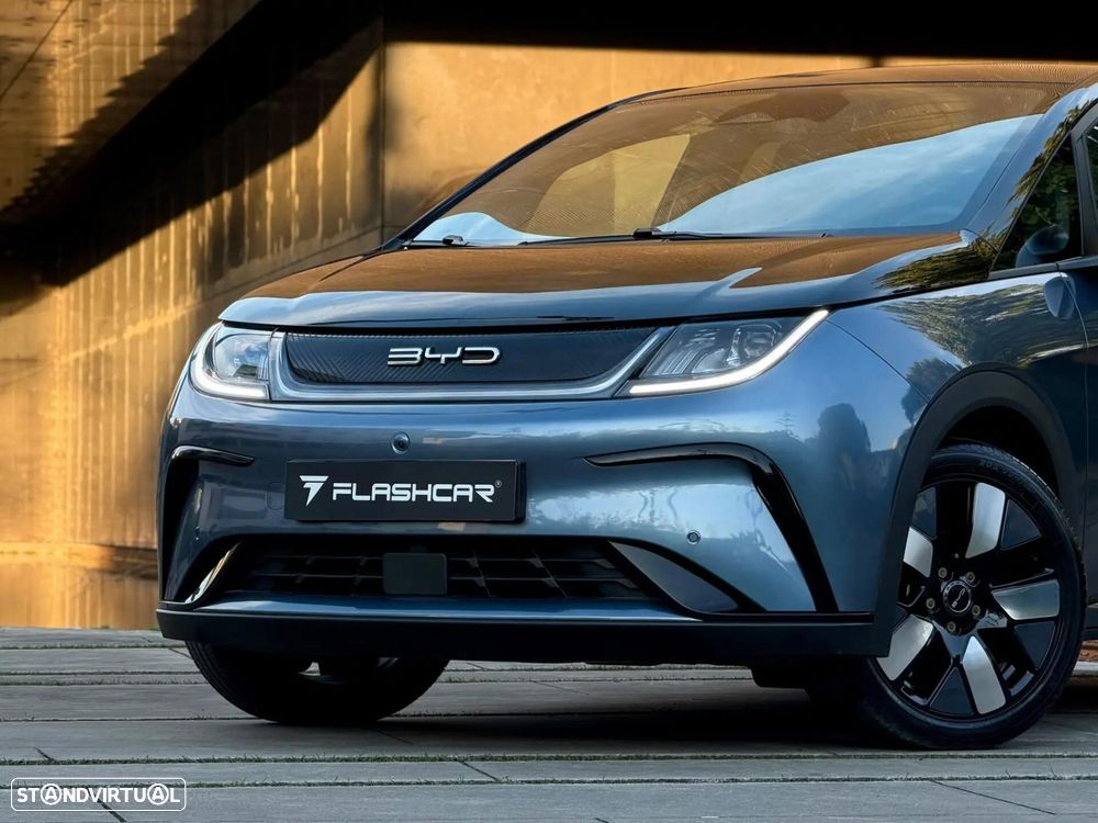BYD Dolphin 60.4 kWh Design - 27