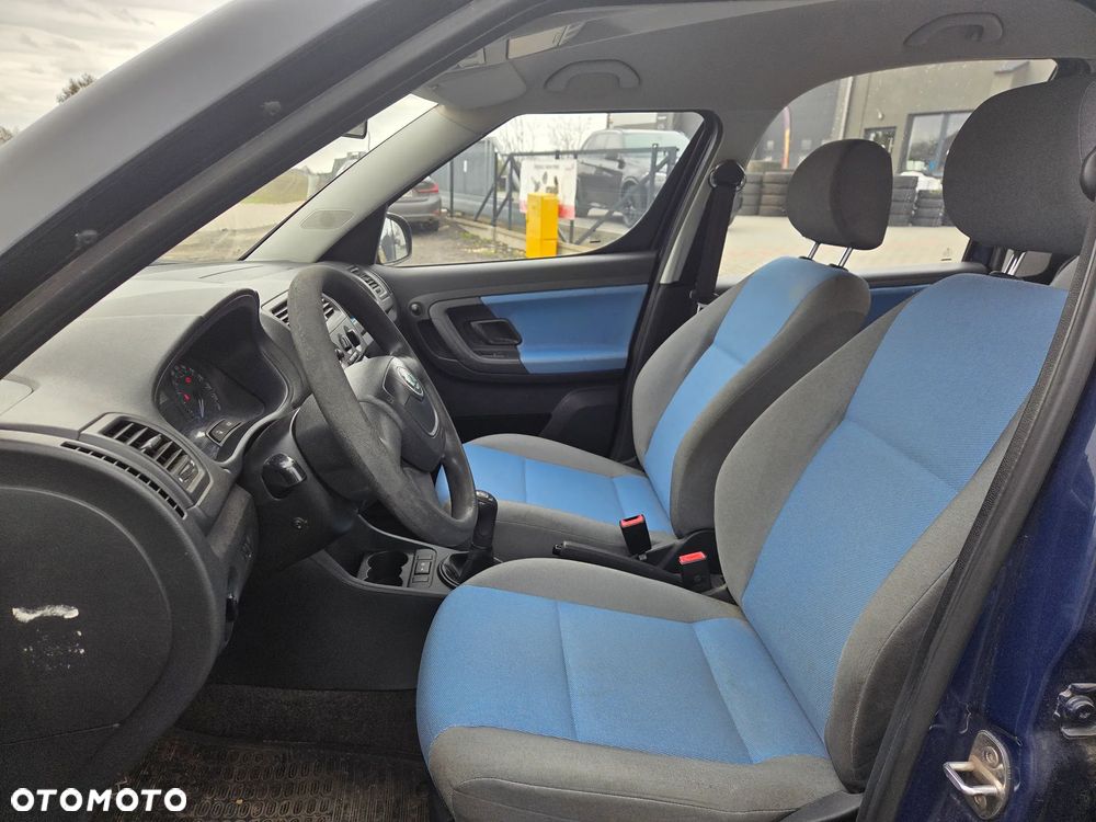 Skoda Roomster 1.2 TSI FAMILY - 10