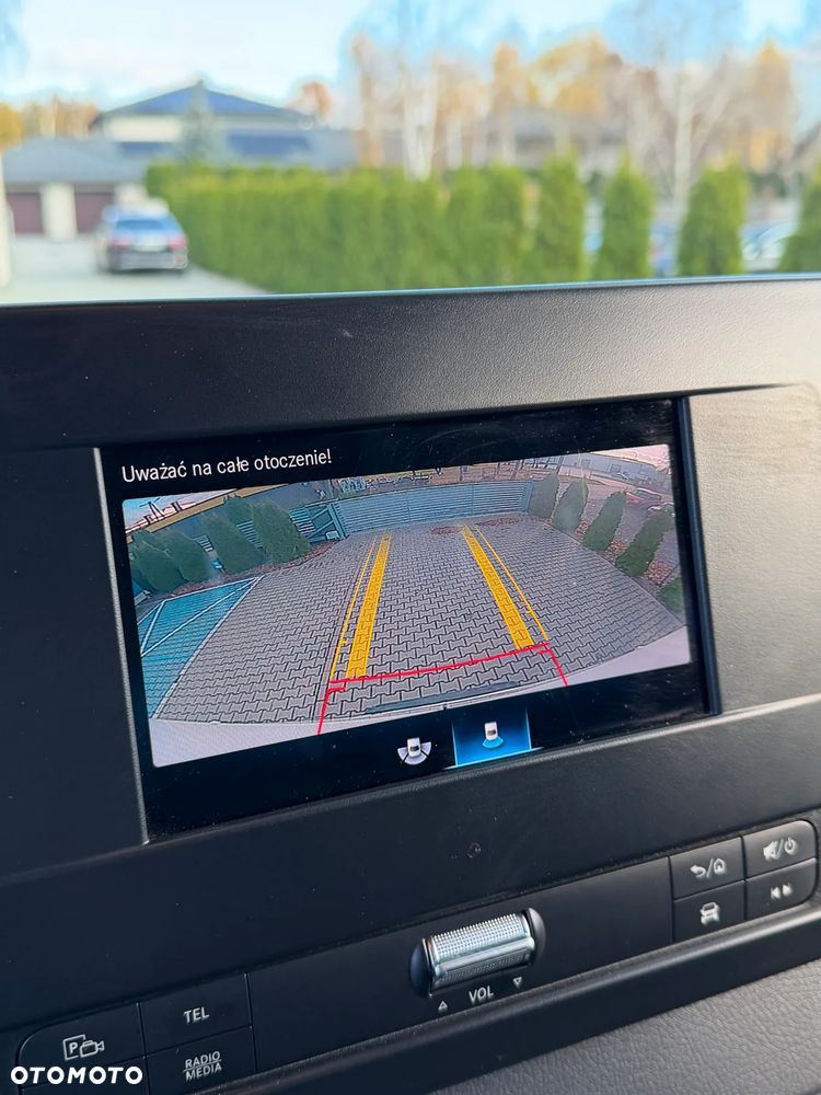 Mercedes-Benz SPRINTER 907 319 - 8