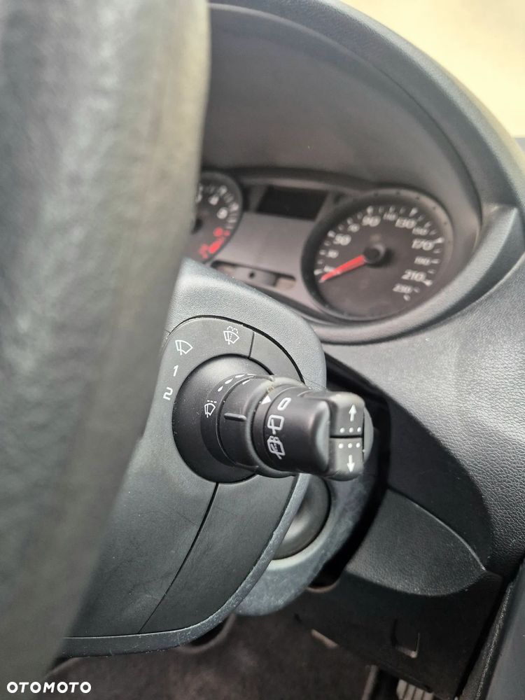 Renault Clio 1.2 16V 75 Yahoo - 19