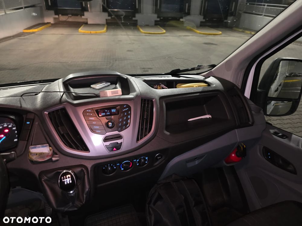 Ford Transit - 10
