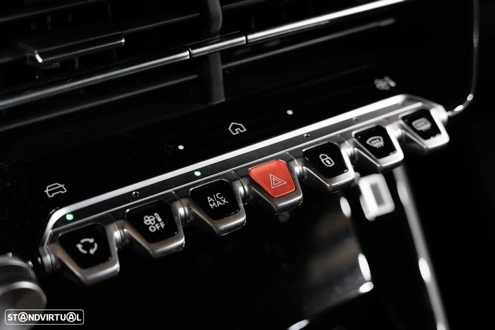 Peugeot 2008 1.2 Allure - 25