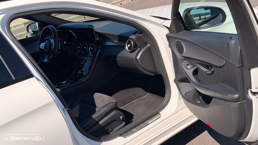 Mercedes-Benz C 300 - 30