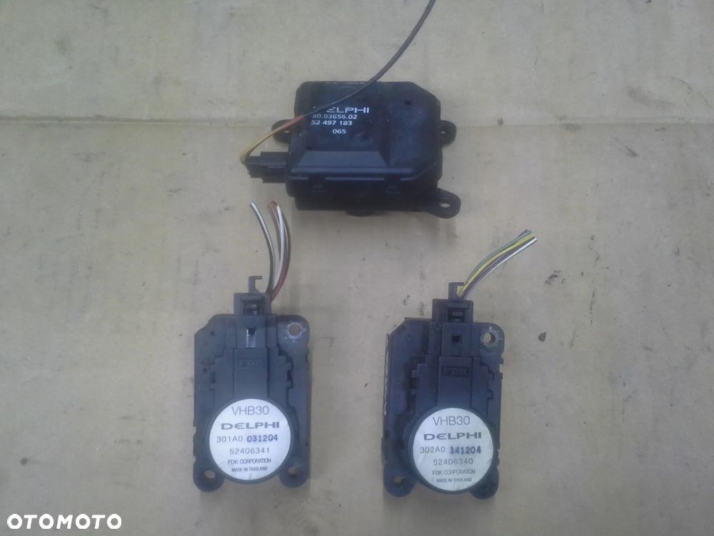 Opel Astra H III dmuchawa nagrzewnica Delphi 5240754 rezystor 3 silniczki i inne EU - 2