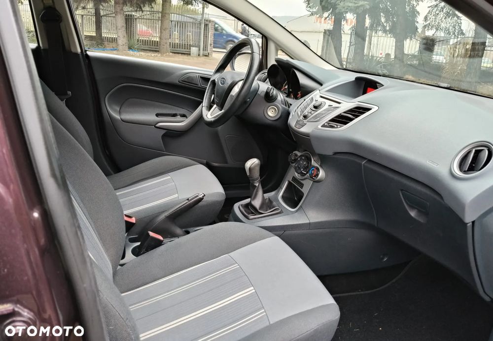 Ford Fiesta 1.25 Ambiente - 6