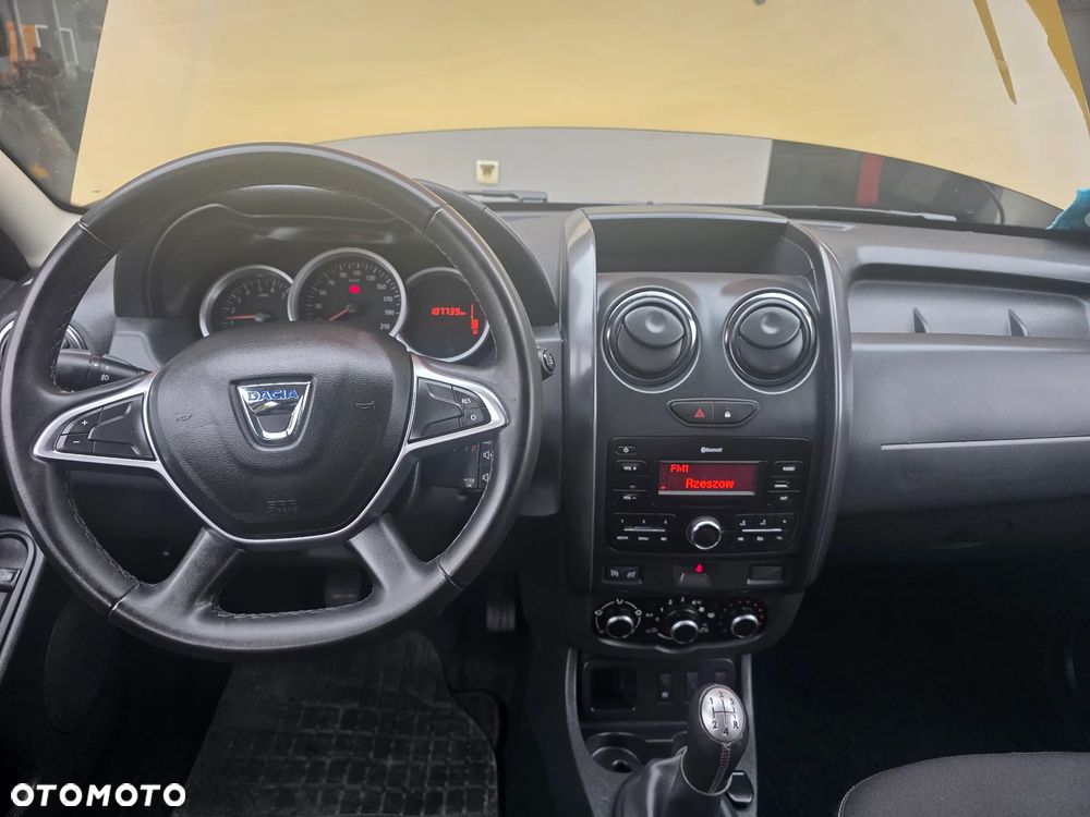 Dacia Duster 1.6 SCe Access S&S - 38