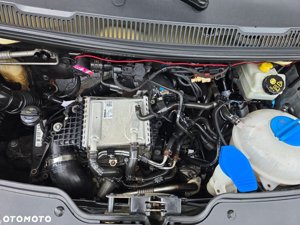 Volkswagen Transporter - 22