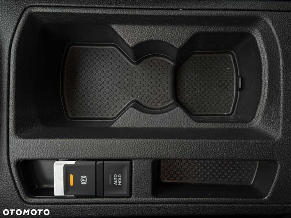 Volkswagen T-Roc - 19