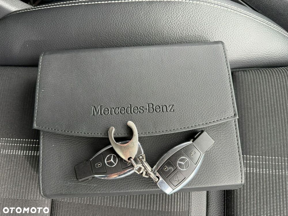 Mercedes-Benz Klasa A 180 d 7G DCT - 37