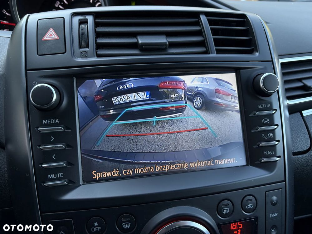 Toyota Verso 1.6 D-4D Prestige 7os - 27